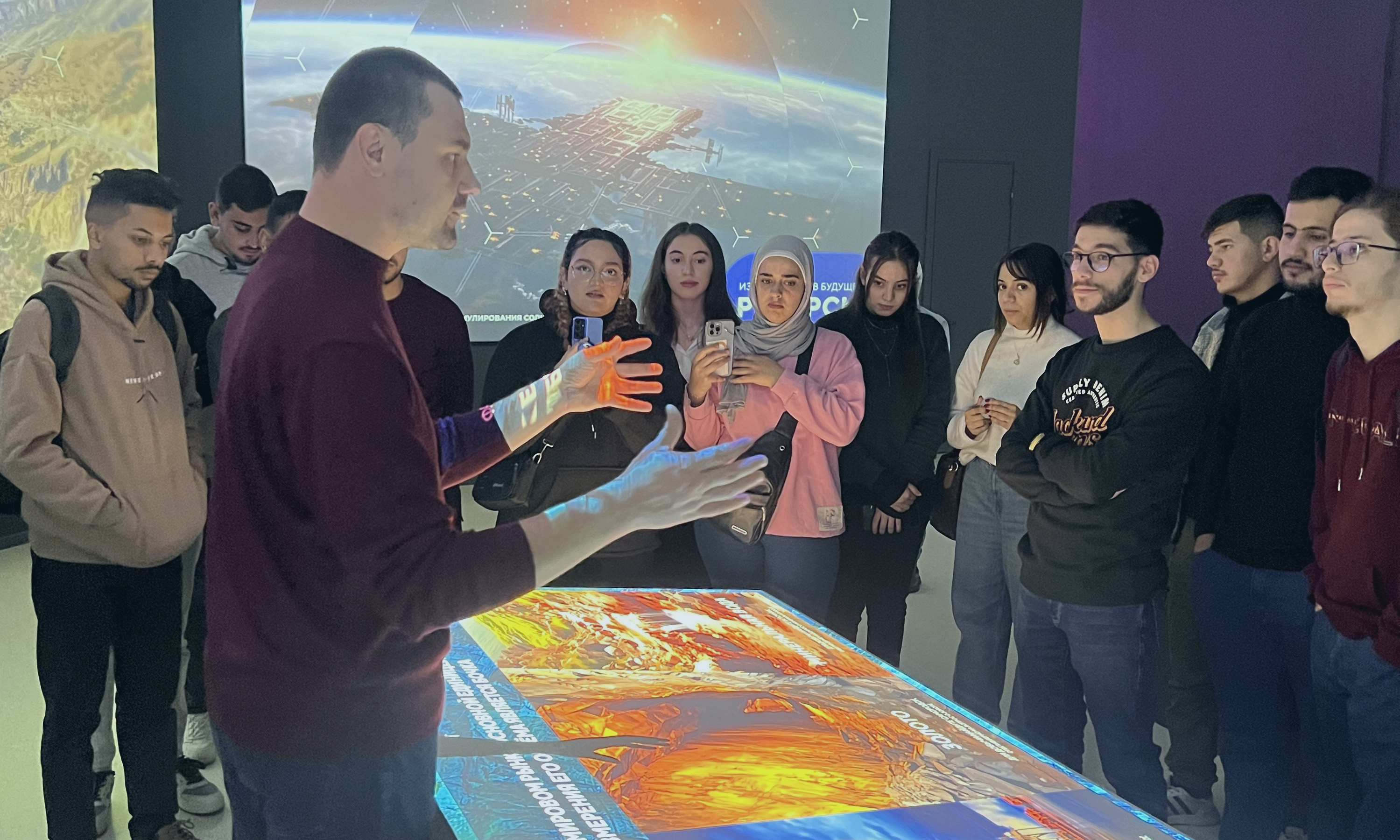 Foreign students of StSMU visited the multimedia exhibition "Russia of the Future"